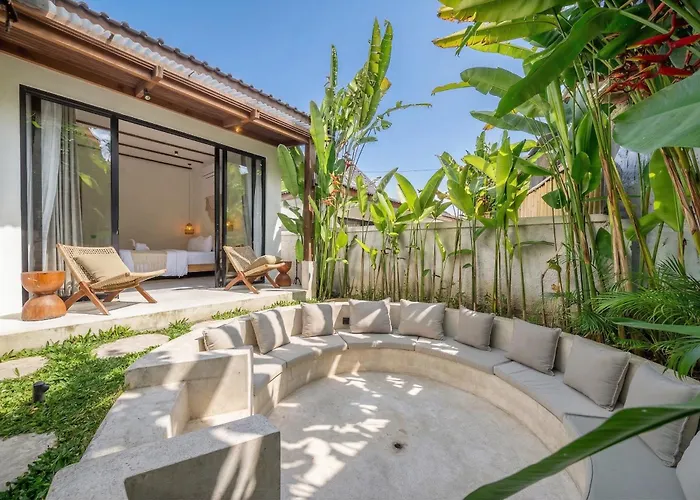 Вилла Berapi By Evdekimi - Lush Garden With Pool & Outdoor Lounge