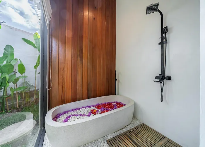Berapi By Evdekimi - Lush Garden With Pool & Outdoor Lounge